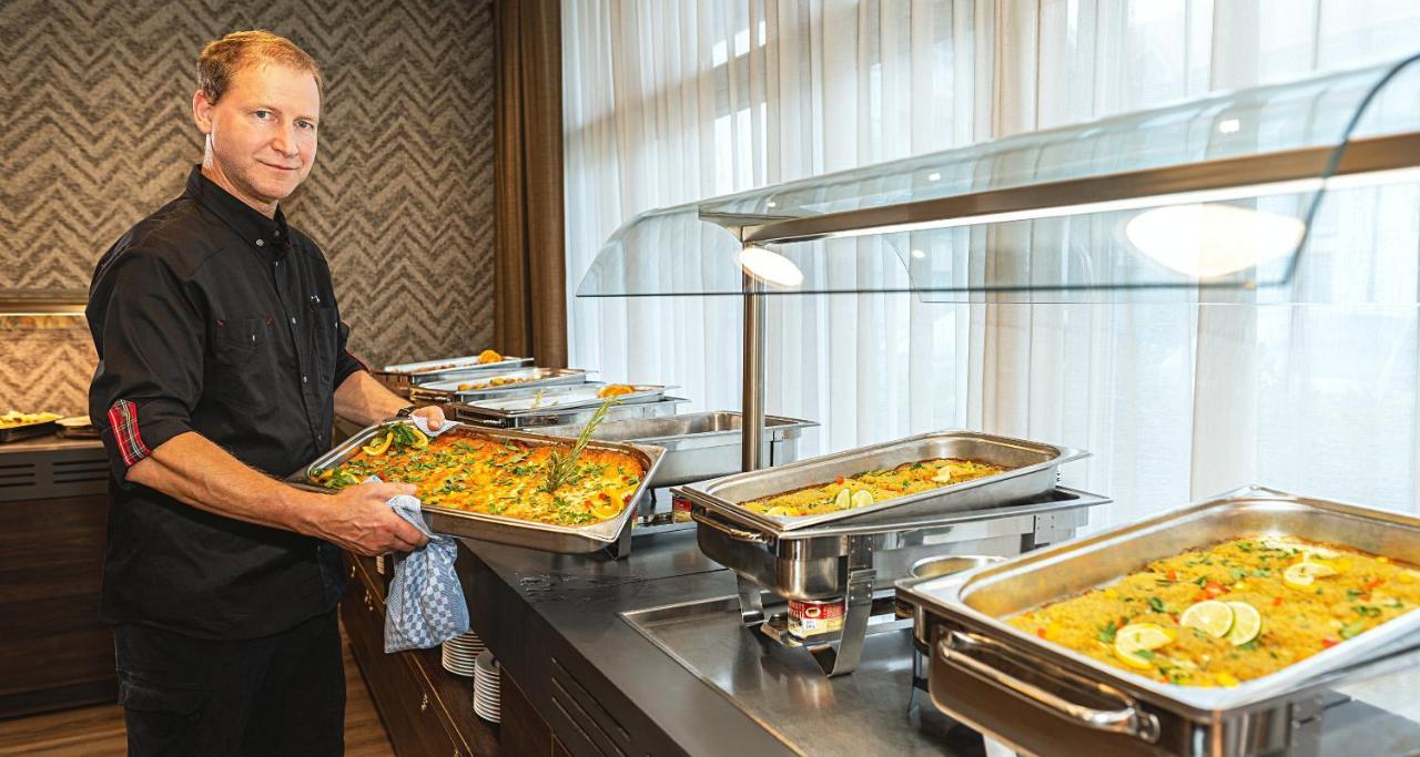 Hotel Victor's Residenz-hotel Teistungenburg 4*