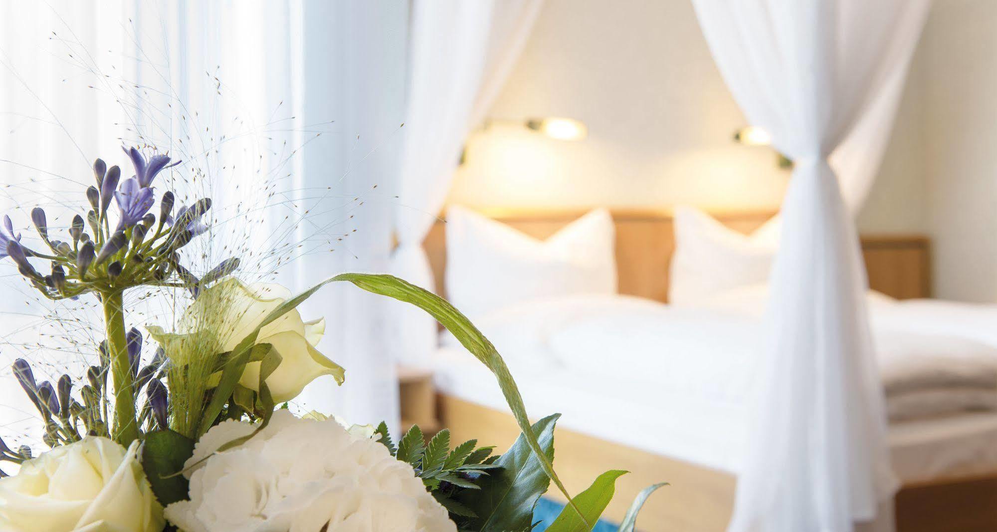 Victor's Residenz-hotel Teistungenburg Hotel 4*