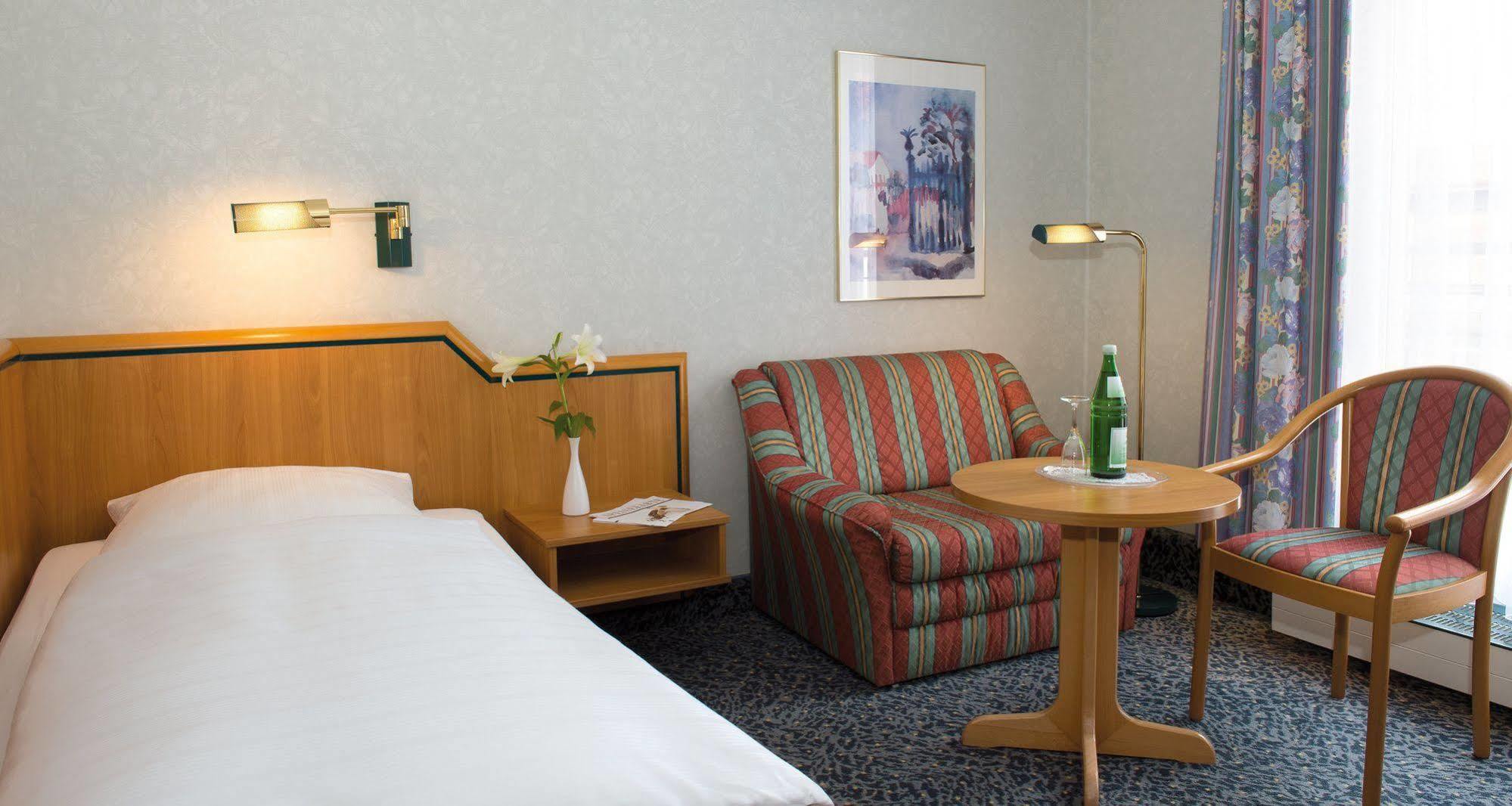 Victor's Residenz-hotel Teistungenburg